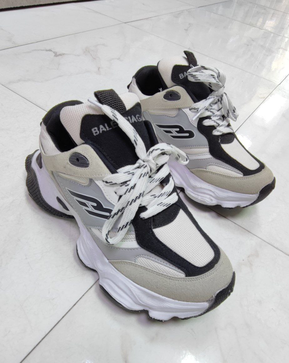 کتونی بالنسیاگا کارگو طوسی مشکی کد 2023  balenciaga cargo sneaker
