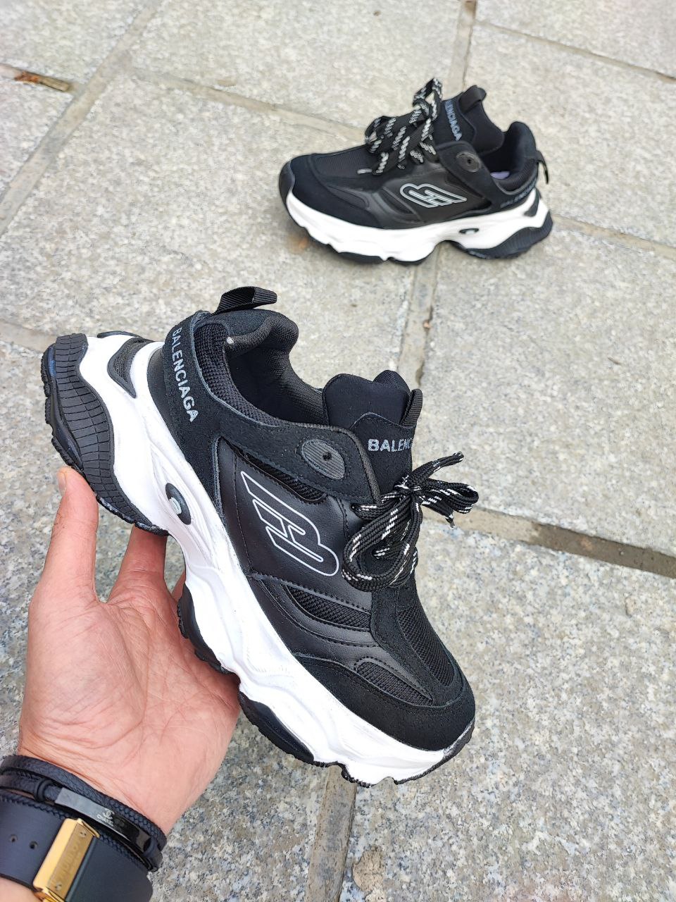کتونی بالنسیاگا کارگو مشکی سفید کد 2049 balenciaga cargo sneaker