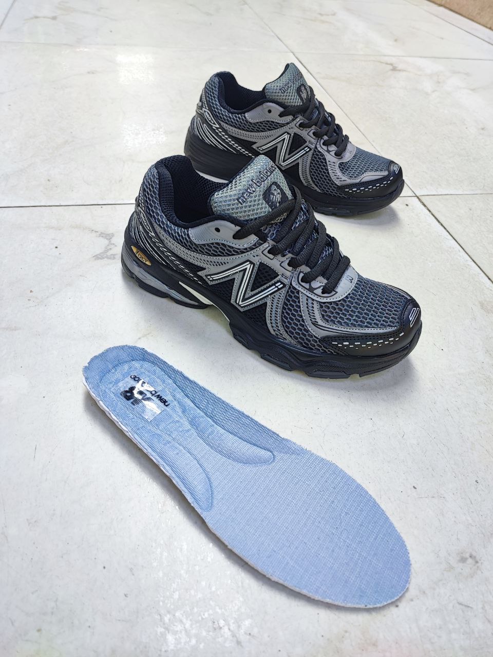 کتونی ورزشی مردانه و بزرگپا نیوبالانس ۸۶۰ کد 2091 New balance 860 code 2091