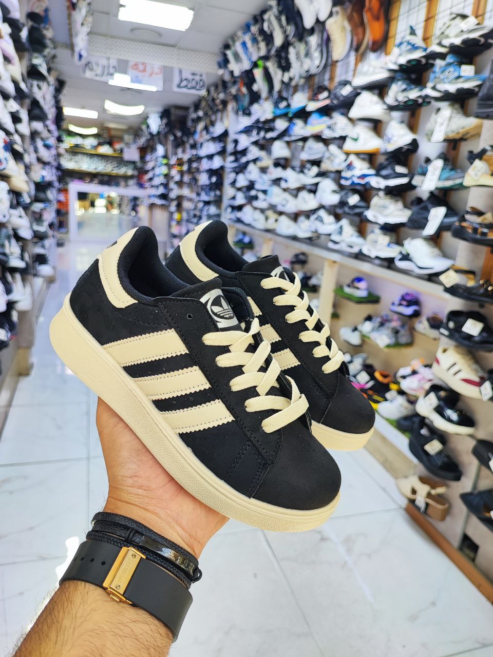کفش اسپورت آدیداس کامپوس کرم مشکی کد 4022 Adidas Campus sports shoes, cream black, code 4022