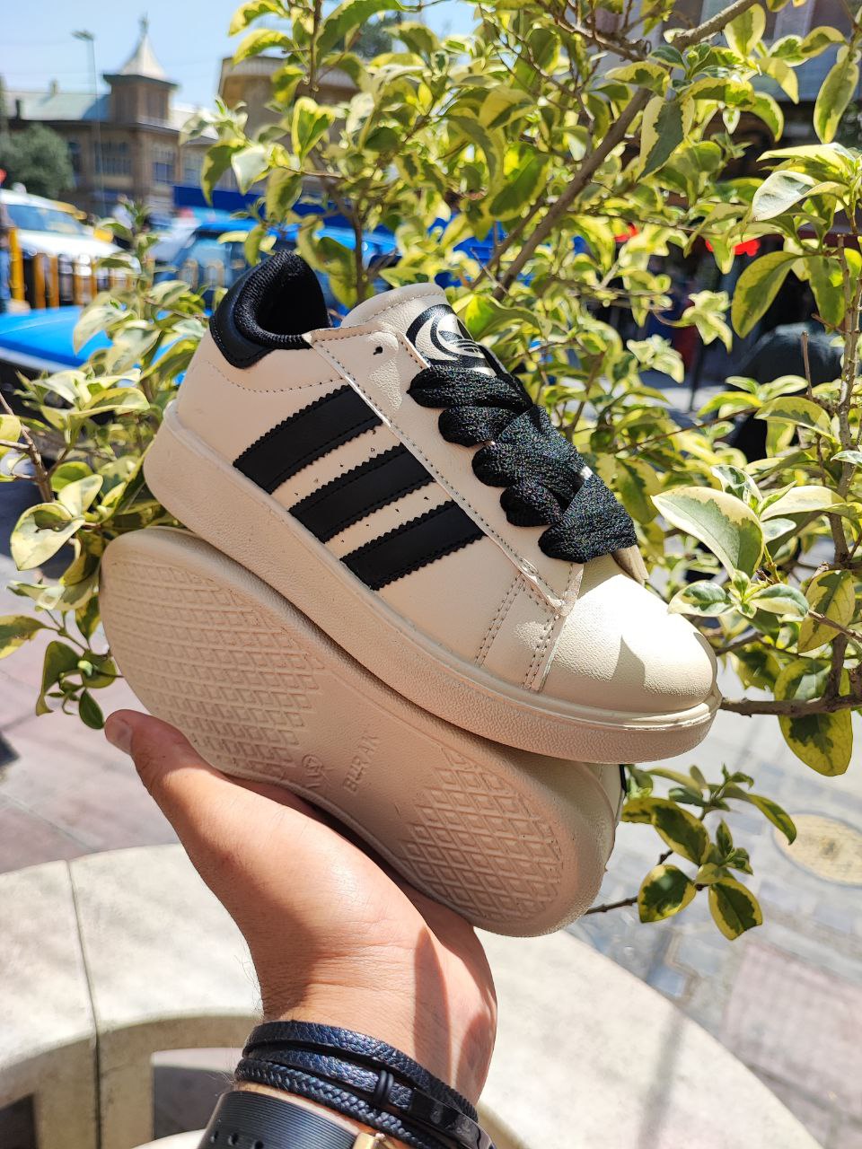 کفش اسپورت آدیداس کامپوس کرم مشکی کد 4025 Adidas Campus sports shoes, cream black, code 4025