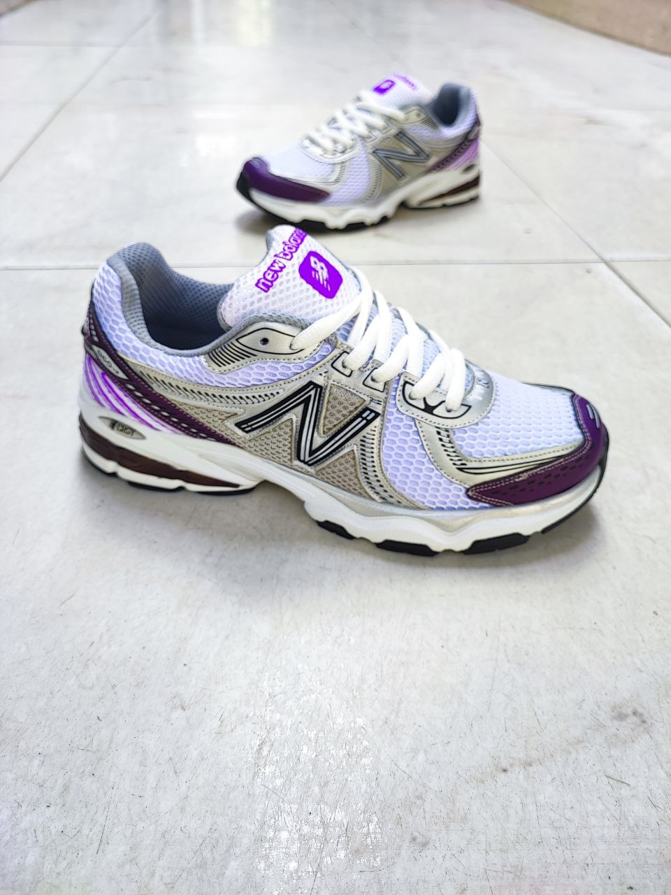 کتونی ورزشی مردانه و بزرگپا نیوبالانس ۸۶۰ New balance 860