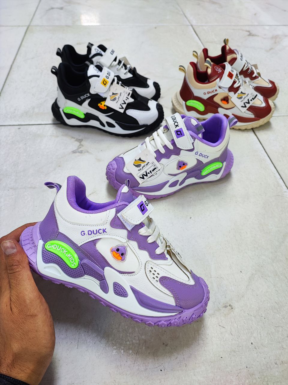 کتونی ضد آب پسرانه و دخترانه کد 4033 کتونی ضد آب پسرانه و دخترانه کد 4033