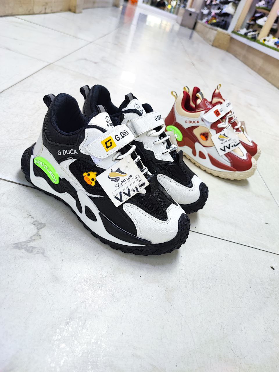 کتونی ضد آب پسرانه و دخترانه کد 4034 کتونی ضد آب پسرانه و دخترانه کد 4034