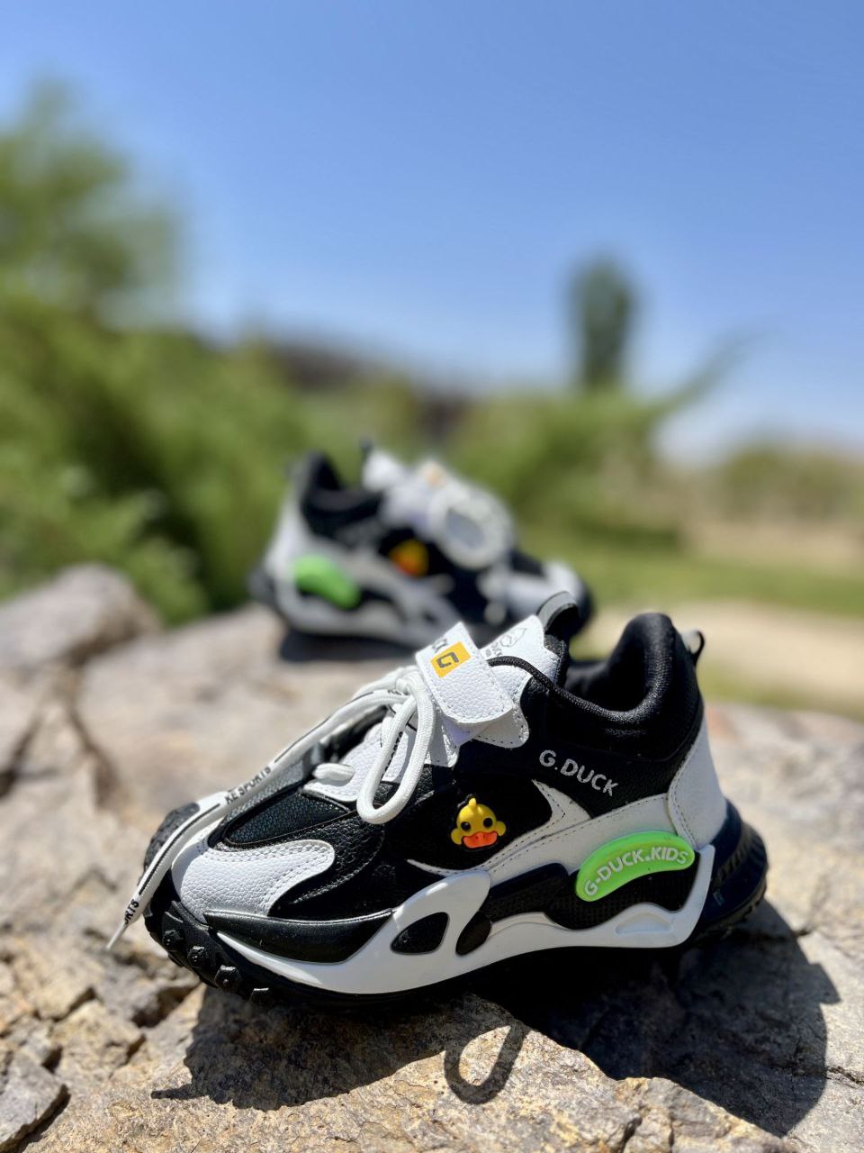 کتونی ضد آب پسرانه و دخترانه کد 4034 کتونی ضد آب پسرانه و دخترانه کد 4034