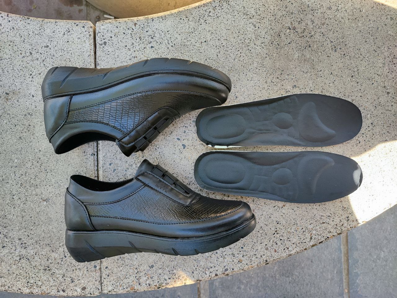 کفش طبی دست دوز زنانه چرمی کد 3060 Women's handmade leather medical shoes, code 3060