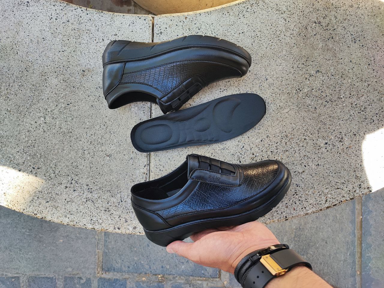 کفش طبی دست دوز زنانه چرمی کد 3060 Women's handmade leather medical shoes, code 3060