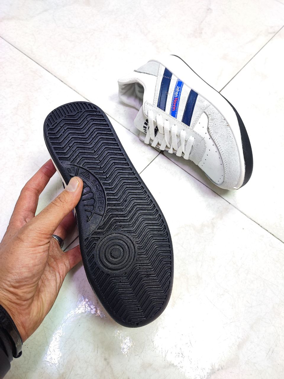 آدیداس آنفالوس کمپ چرم طبیعی کد 2124