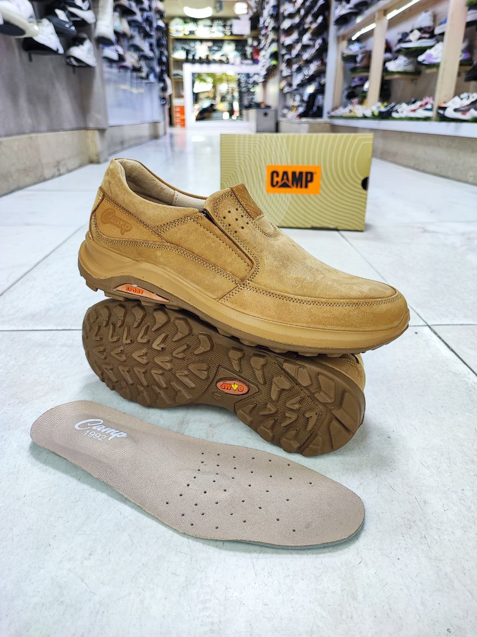 کفش طبی کلارک شرکت کمپ چرم طبیعی نبوک کد 2128 کفش طبی کلارک شرکت کمپ چرم طبیعی نبوک کد 2128