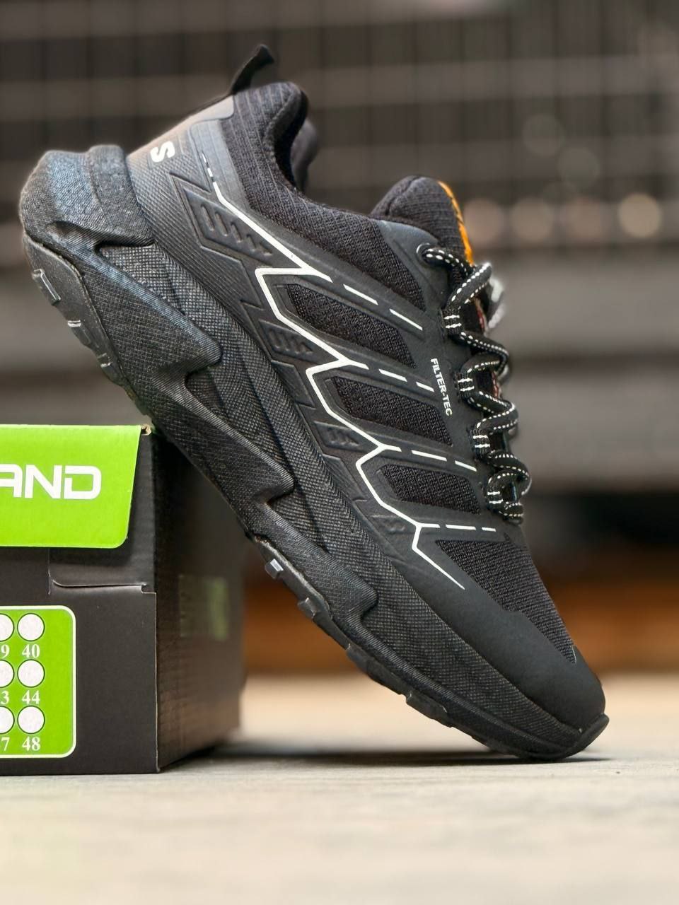 کتونی سالامون هایکینگ زیره بامیکو اصل کد 2139