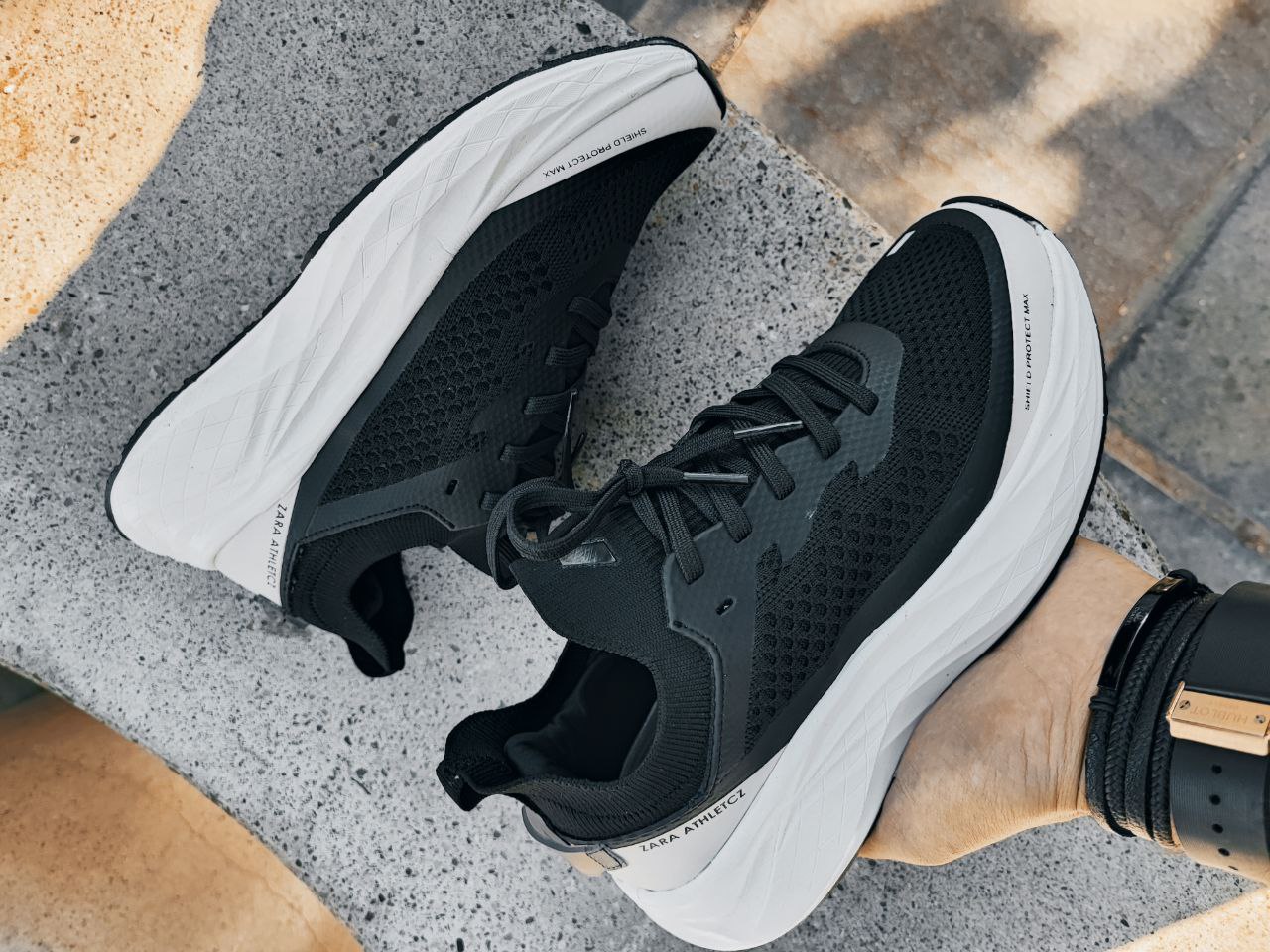 کتونی زارا ورزشی پیاده روی ویژهی کمر درد و پا درد کد 2155