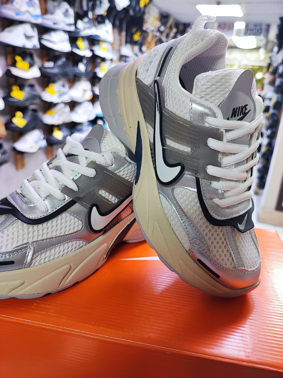 کتونی نایک وی تو کی V2K کد 3073 Nike V2K Code 2158