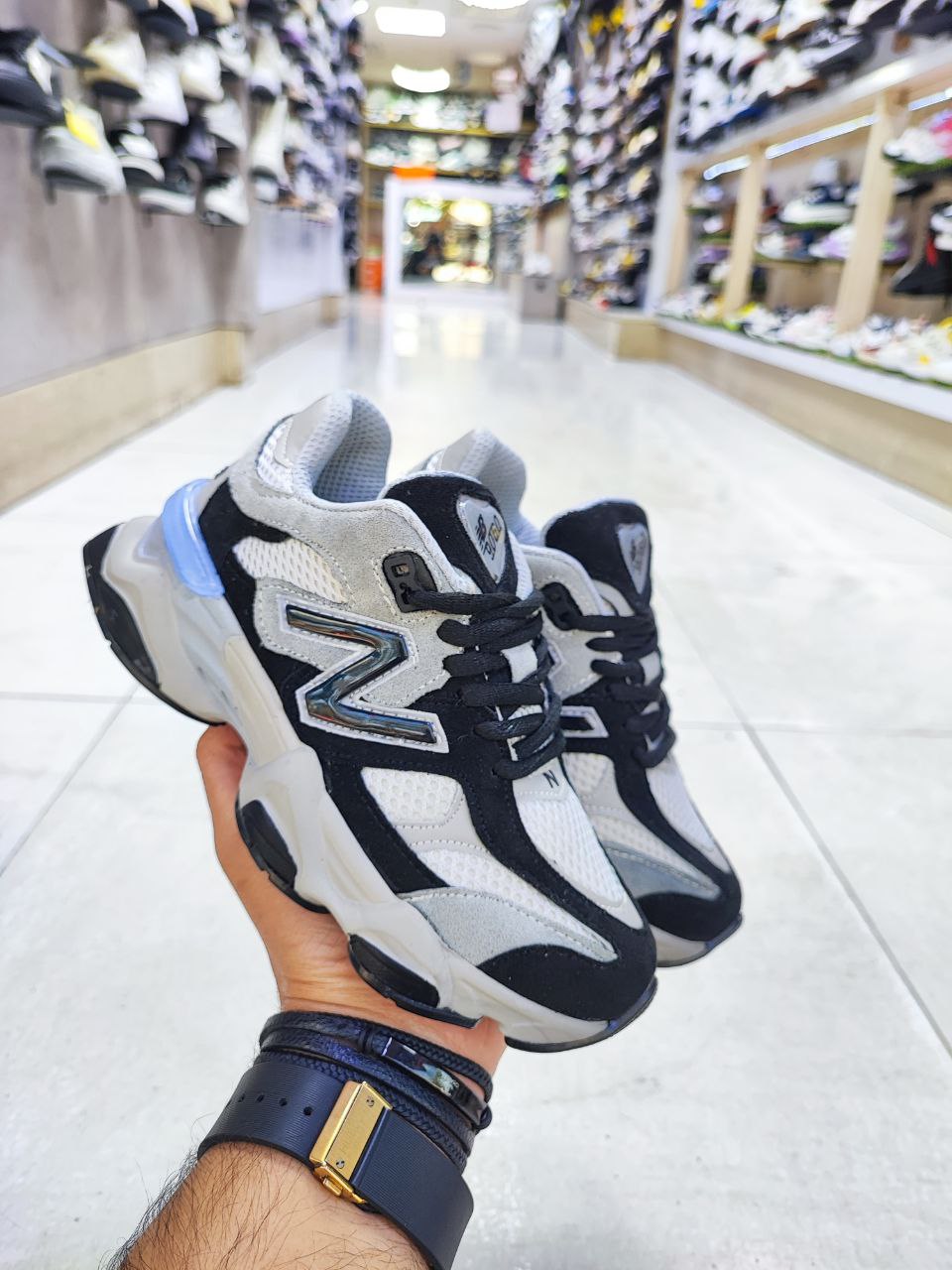 کتونی زنانه نیوبالانس 9060 کد 3077