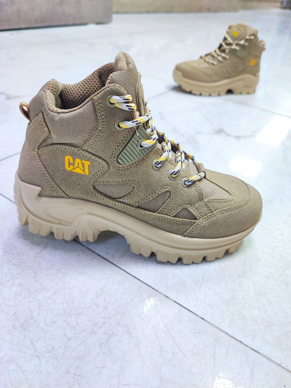 پوتین زنانه و مردانه کاترپیلار آب گریز کد 2164 