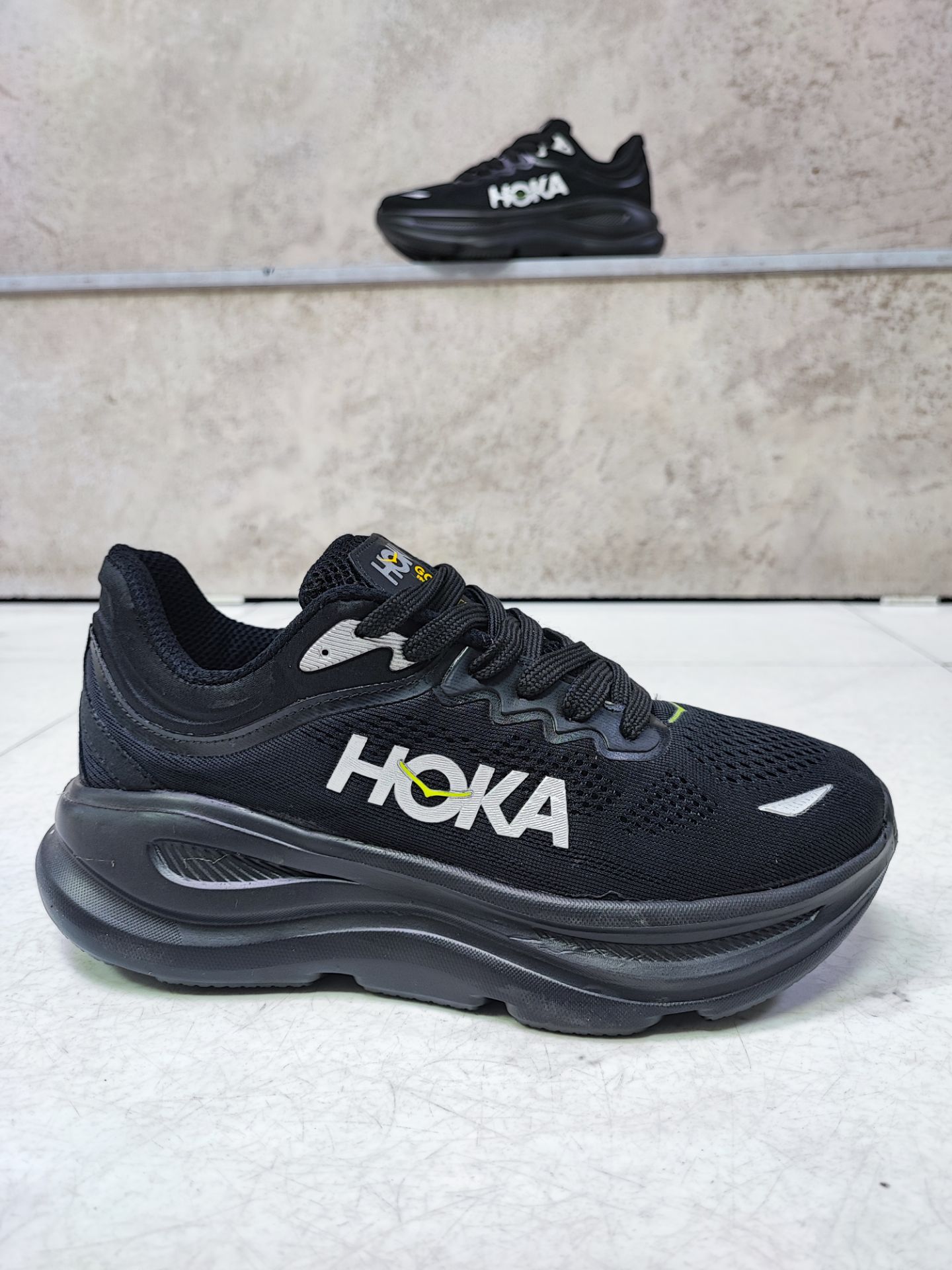 کتونی ورزشی هوکا باندی مشکی کد 2118 Hoka Bandai black sports bra code 2118